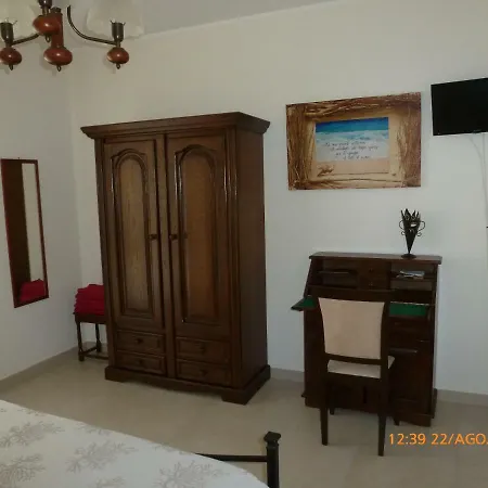 Bed and Breakfast Sogno Di Mare Pula Exterior foto